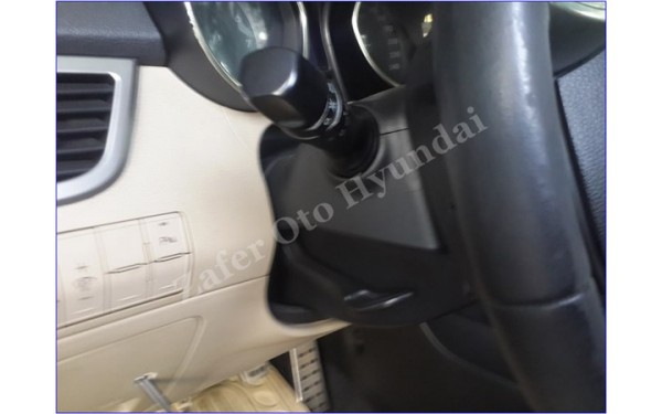 Hyundai i30 çıkma sinyal kolu - zafer hyundai