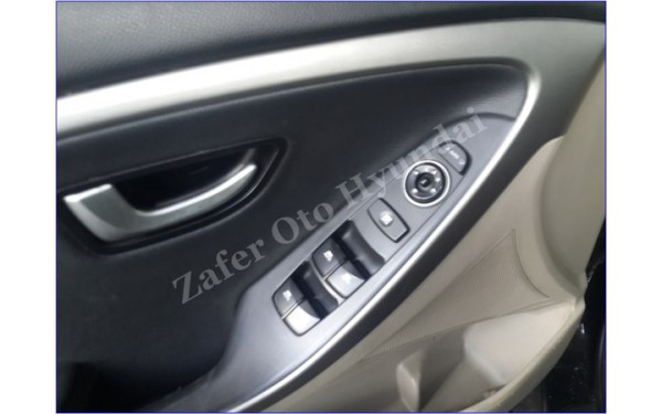 Hyundai i30 çıkma cam düğmesi - zafer hyundai