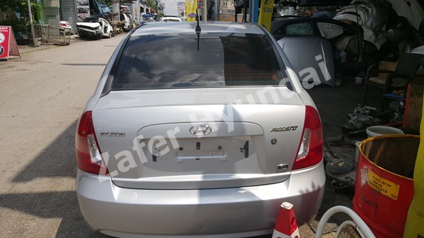 Hyundai accent era çıkma bagaj kapağı - zafer hyundai