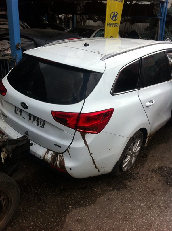 Zafer Oto Hyundai 2013 Kia Ceed Çıkma Stop Lambası