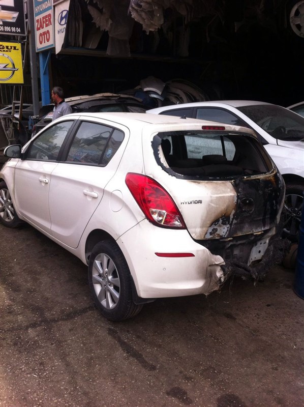 Zafer Oto Hyundai İ20 Çıkma Sol Arka Kapı