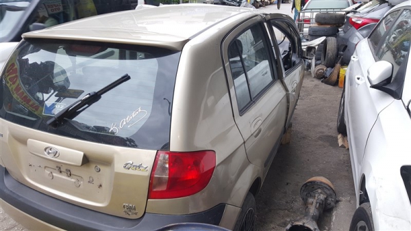 Zafer Oto Hyundai Getz Çıkma Bagaj Kapağı