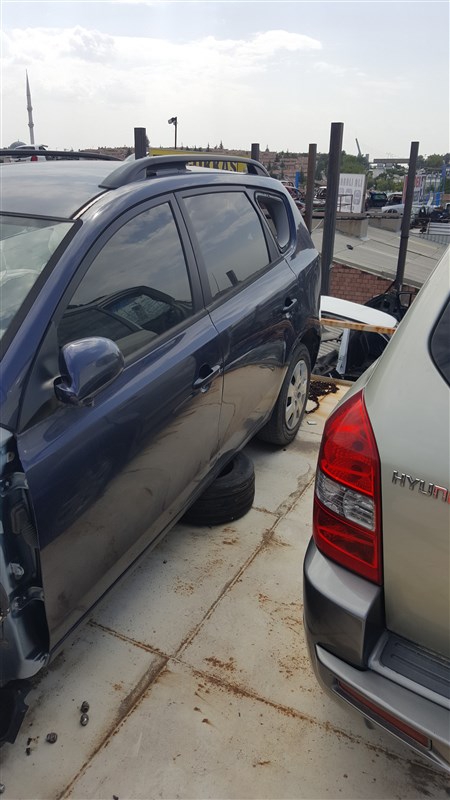 Zafer Oto Hyundai 2011 İ30 Çıkma Sol Ön Kapı